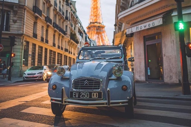 Vintage 2CV Paris Tour